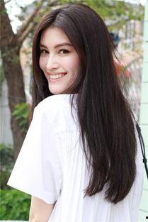 周诗雨最新爆料微博,娱乐圈最新幕后故事大曝光！”